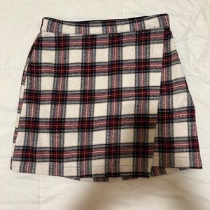 Adorable Abercrombie Skirt - Small